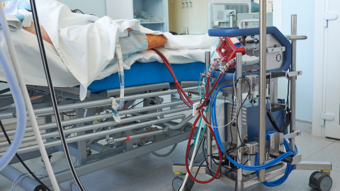 Mobilizing Patients on Extracorporeal Membrane Oxygenation (ECMO) 